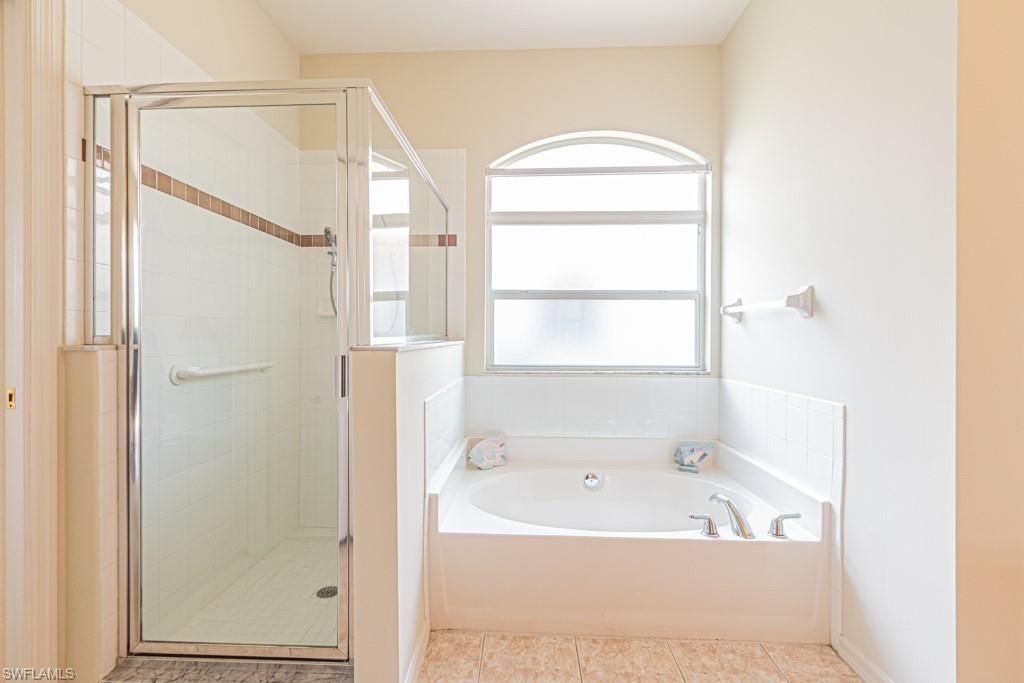 1992 Crestview Way, Unit A95, Naples, FL 34119 Photo