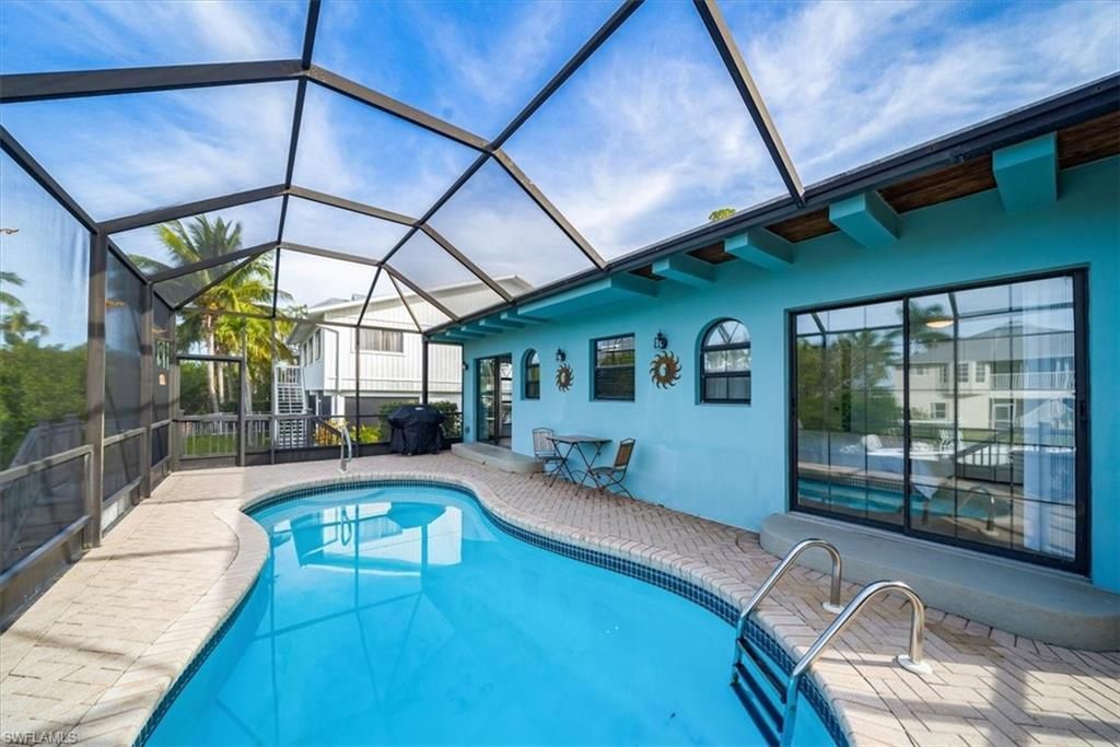 1283 Grand Canal Dr , Naples, FL 34110 Photo