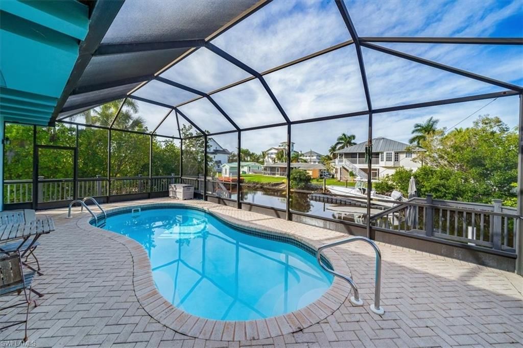 1283 Grand Canal Dr , Naples, FL 34110 Photo