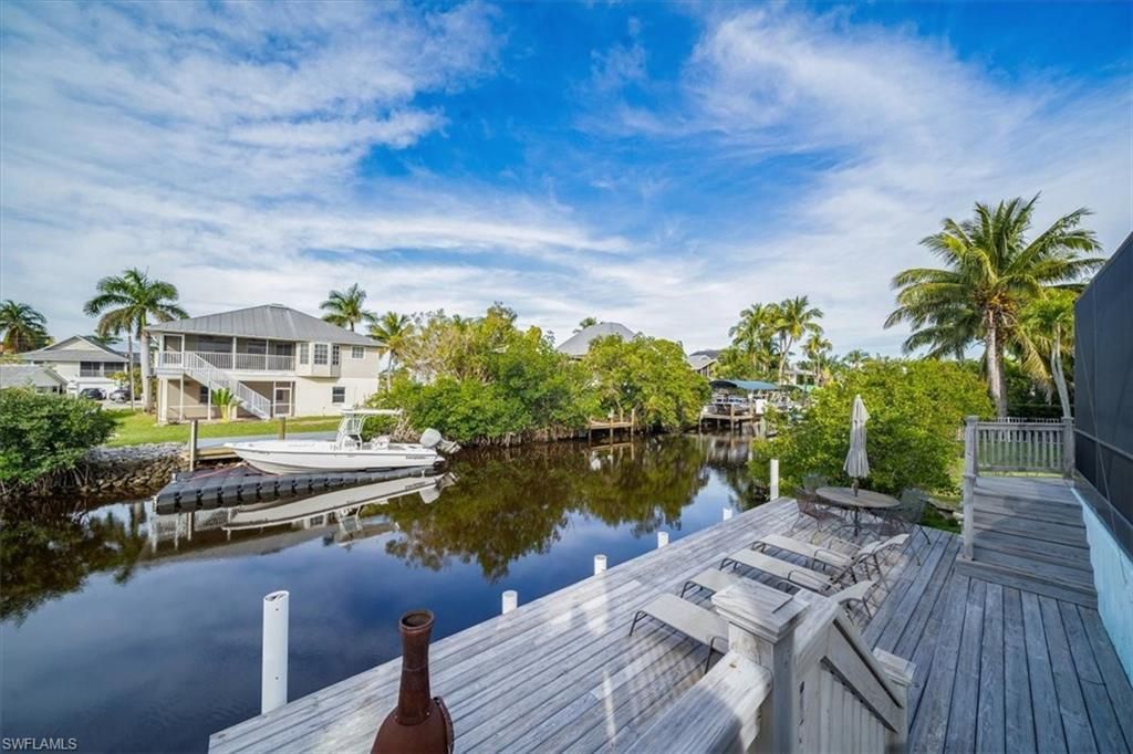 1283 Grand Canal Dr , Naples, FL 34110 Photo