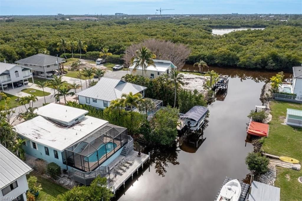 1283 Grand Canal Dr , Naples, FL 34110 Photo