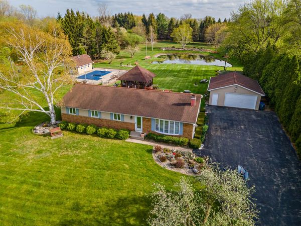 12455 W 33rd Street , Beach Park, IL 60099
