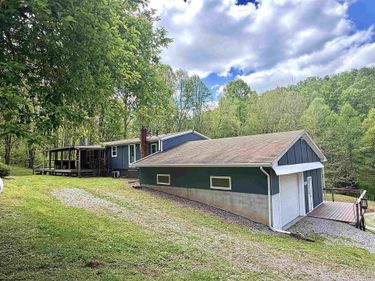 804 Jewelweed Road, Bristol, WV 26426