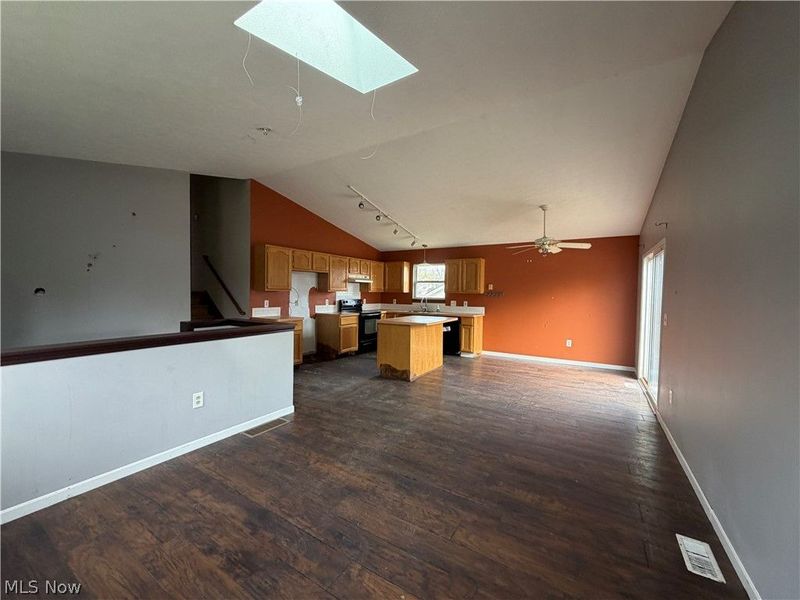 6623 Monroe Lane , North Ridgeville, OH 44039 Photo 2