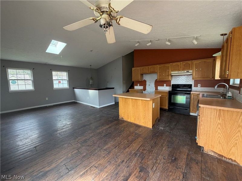 6623 Monroe Lane , North Ridgeville, OH 44039 Photo 4
