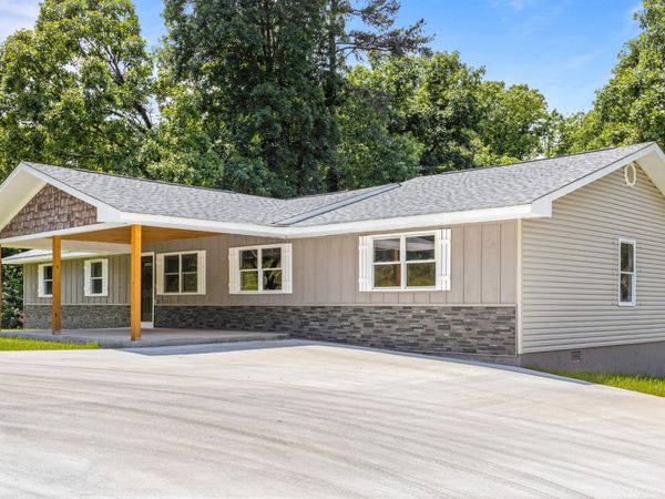 17 Hill Street, Ringgold, GA 30736