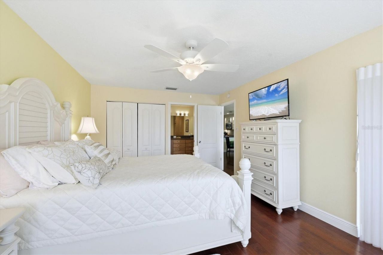 5186 Lake Village Drive, Unit 90, Sarasota, FL 34235 Photo