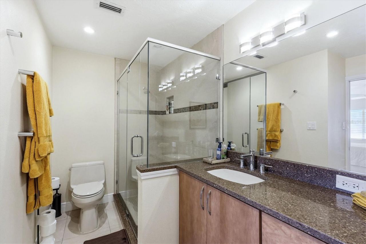 5186 Lake Village Drive, Unit 90, Sarasota, FL 34235 Photo