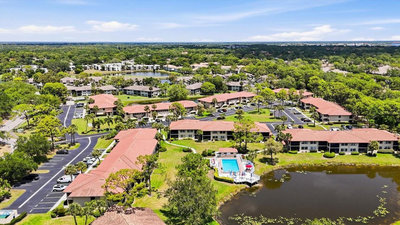 5186 Lake Village Drive, Unit 90, Sarasota, FL 34235 Photo