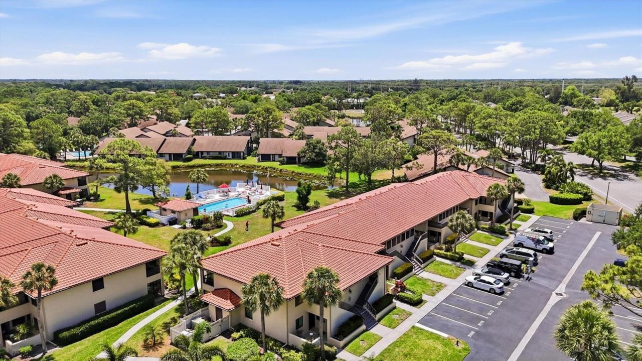 5186 Lake Village Drive, Unit 90, Sarasota, FL 34235 Photo
