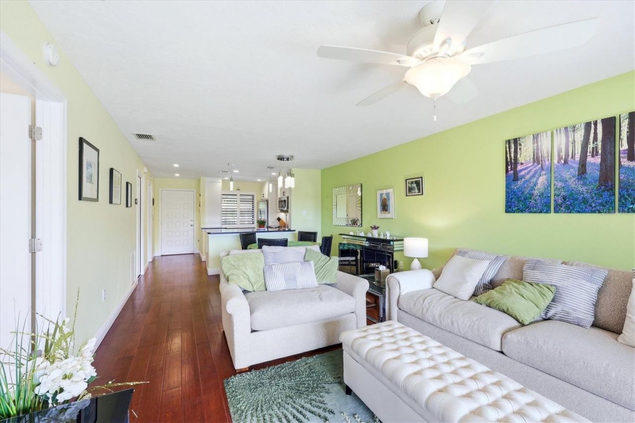 5186 Lake Village Drive, Unit 90, Sarasota, FL 34235 Photo