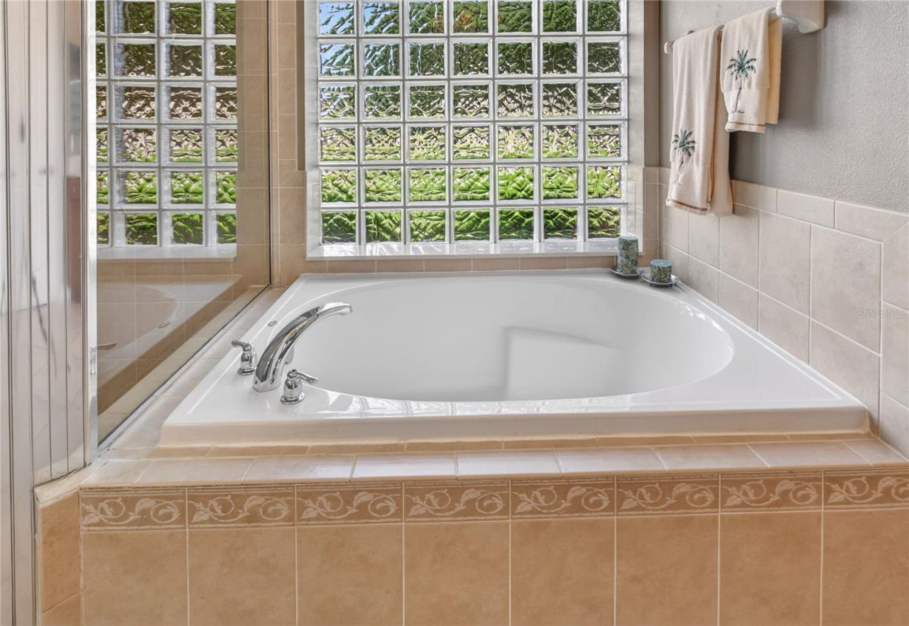 36806 Winfield Court, Grand Island, FL 32735 Photo