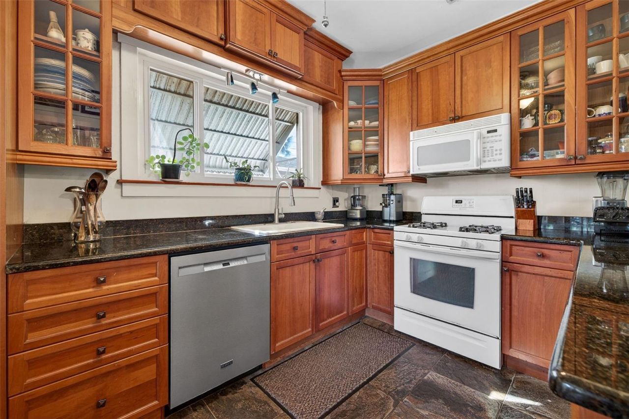 1138 23rd Avenue N, Saint Petersburg, FL 33704 Photo