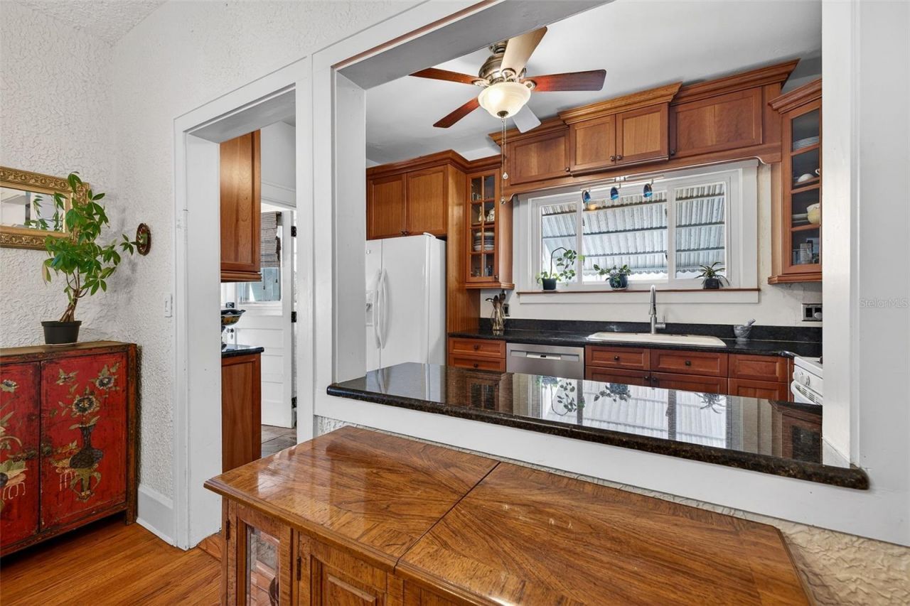 1138 23rd Avenue N, Saint Petersburg, FL 33704 Photo