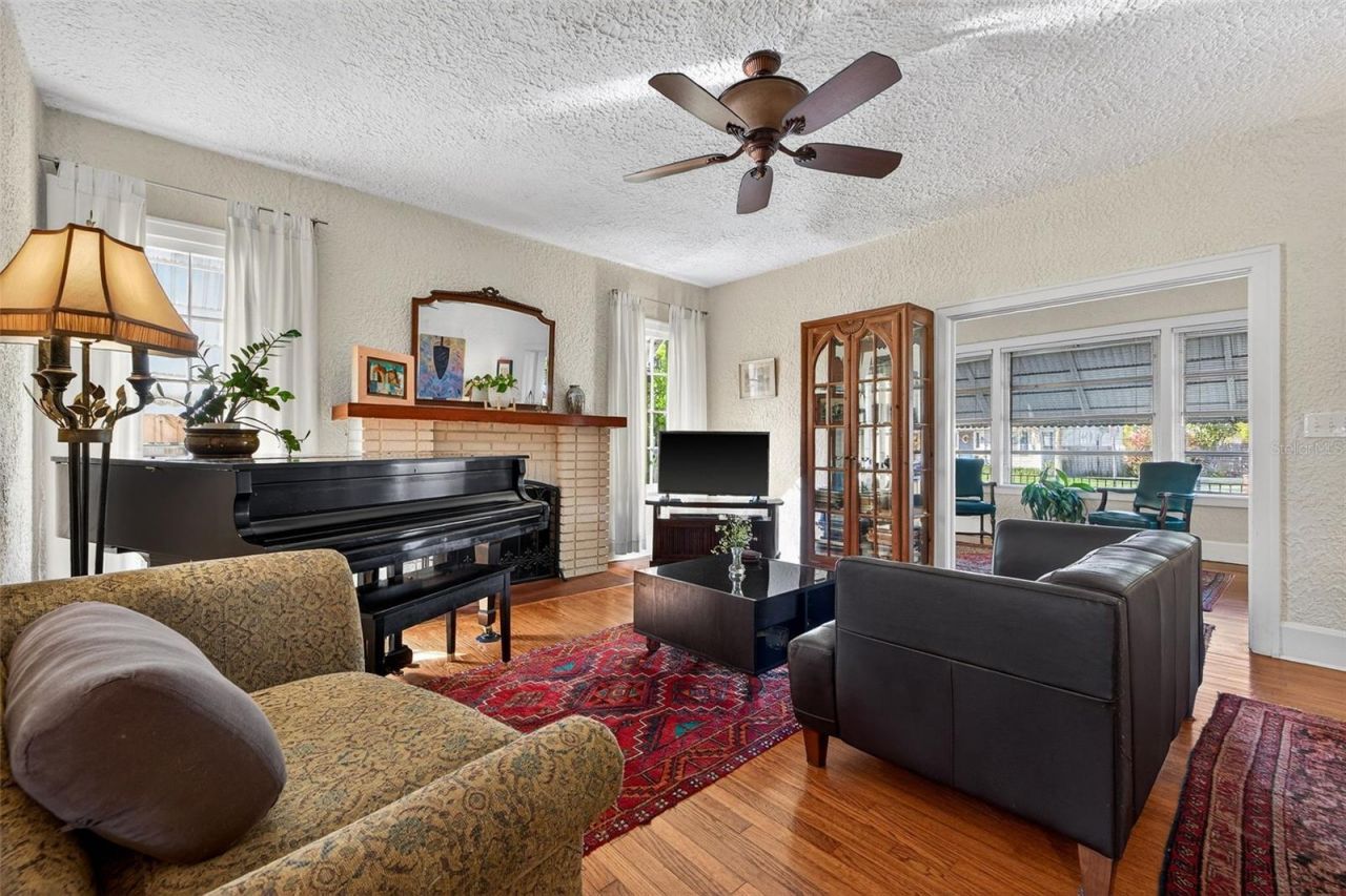 1138 23rd Avenue N, Saint Petersburg, FL 33704 Photo