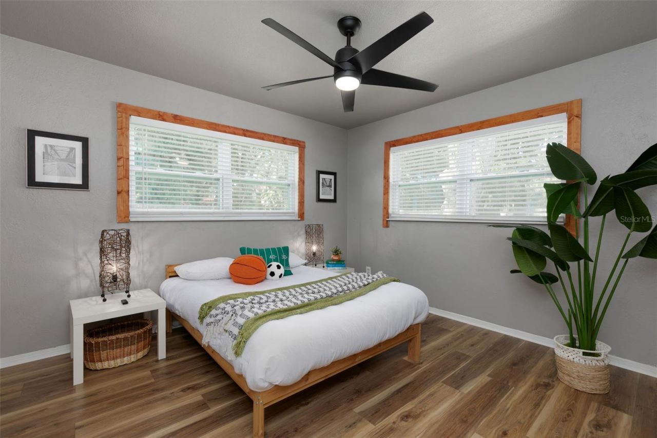8242 31st Terrace N, Saint Petersburg, FL 33710 Photo