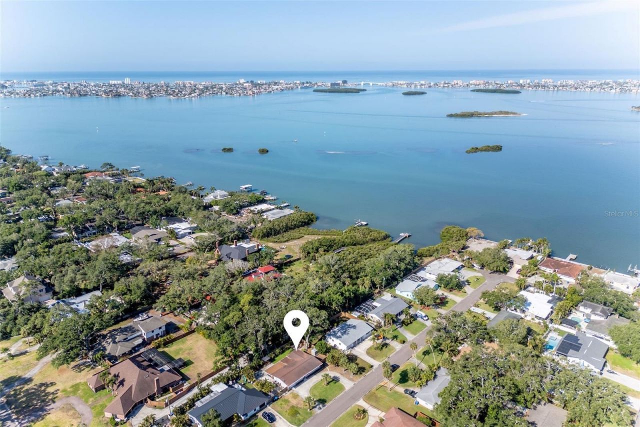 8242 31st Terrace N, Saint Petersburg, FL 33710 Photo