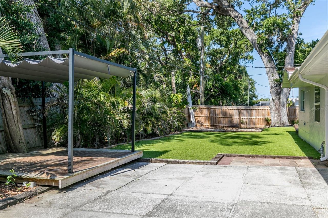 8242 31st Terrace N, Saint Petersburg, FL 33710 Photo