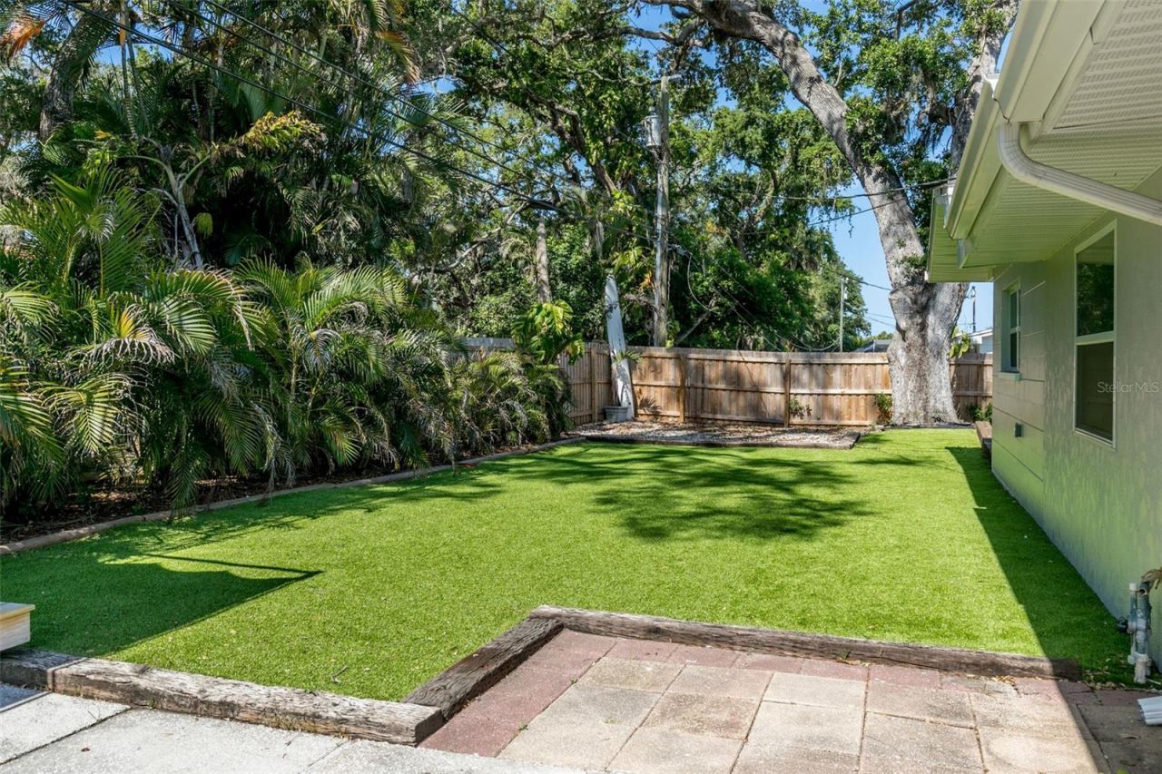 8242 31st Terrace N, Saint Petersburg, FL 33710 Photo