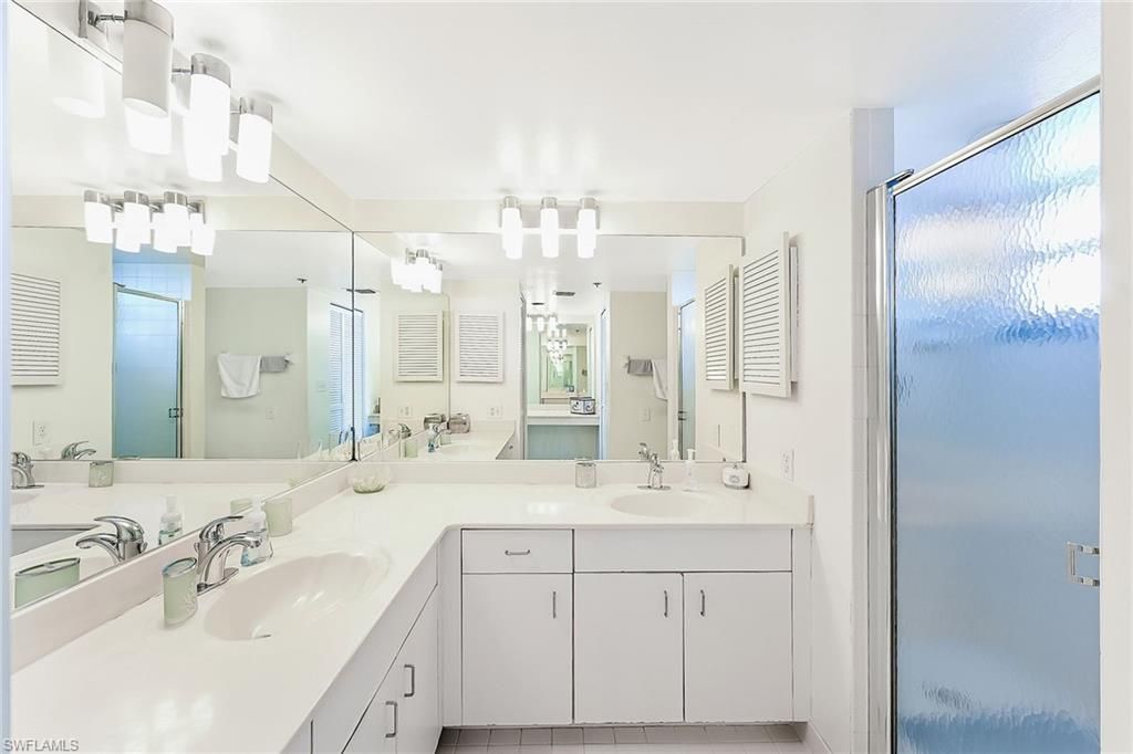 5550 Heron Point Dr, Unit 1702, Naples, FL 34108 Photo
