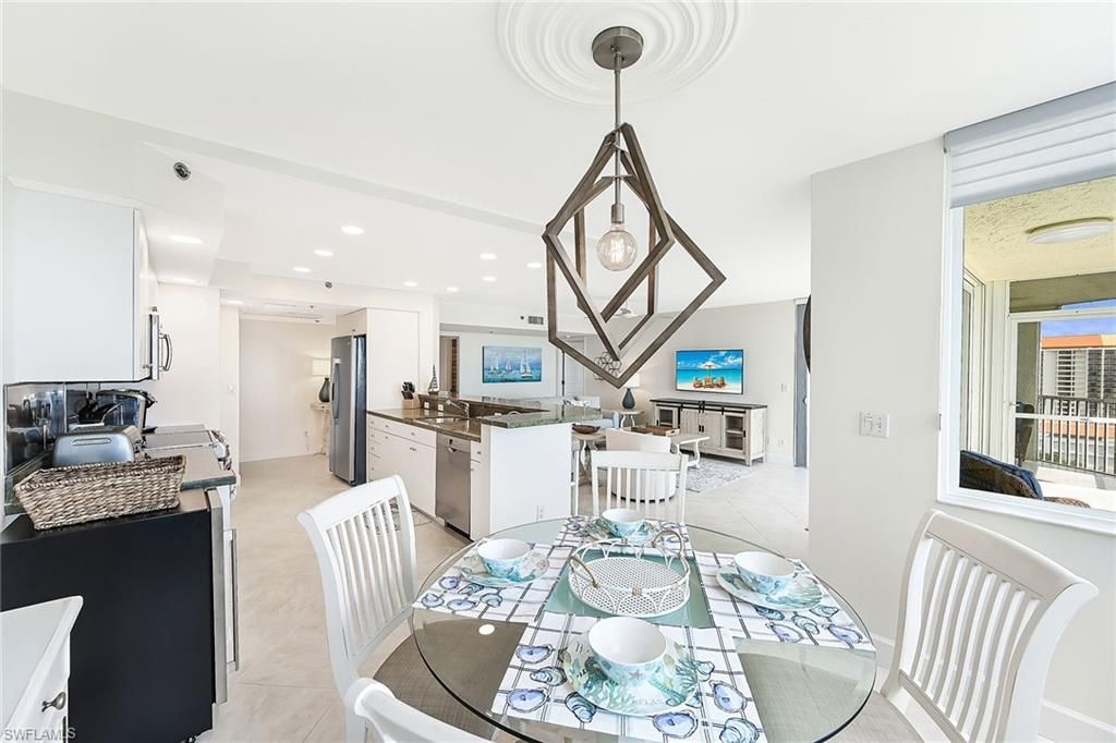 5550 Heron Point Dr, Unit 1702, Naples, FL 34108 Photo
