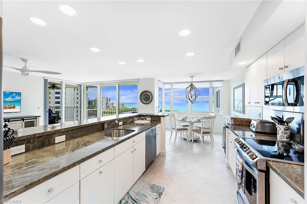 5550 Heron Point Dr, Unit 1702, Naples, FL 34108 Photo