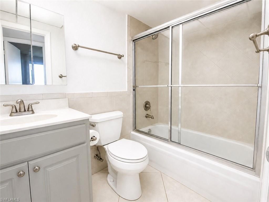 225 Turtle Lake Ct , Unit 210, Naples, FL 34105 Photo