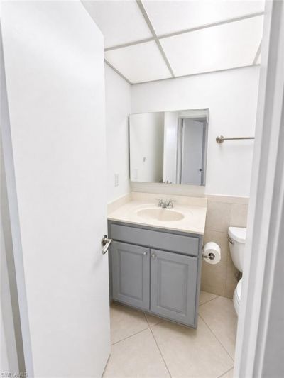 225 Turtle Lake Ct , Unit 210, Naples, FL 34105 Photo