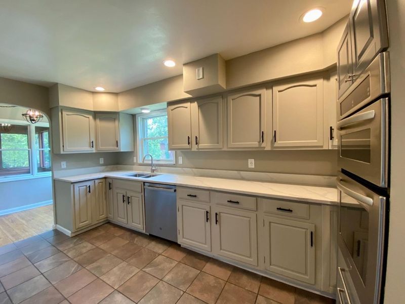 8525 Camargo Road, Indian Hill, OH 45243 Photo 16