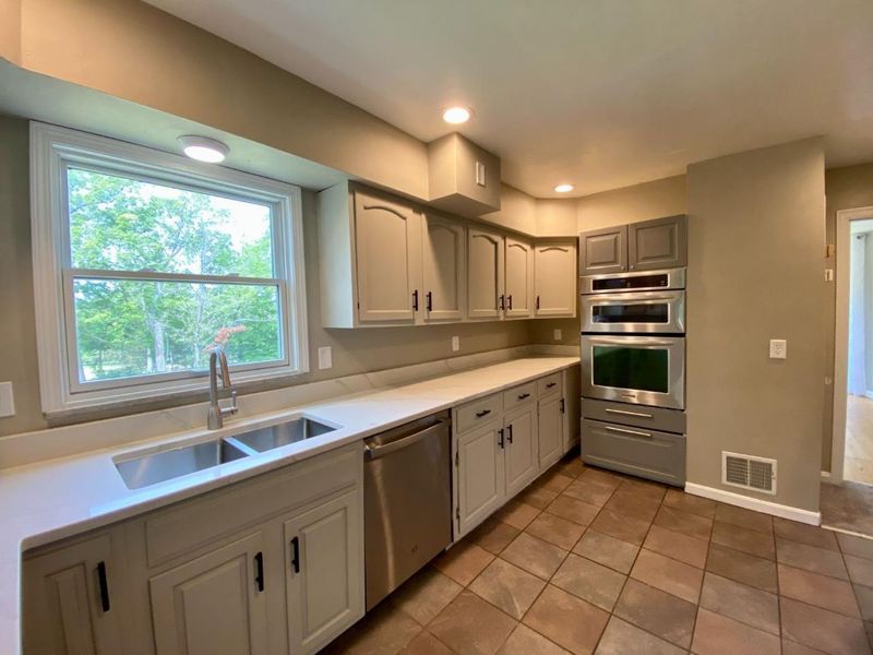 8525 Camargo Road, Indian Hill, OH 45243 Photo 18