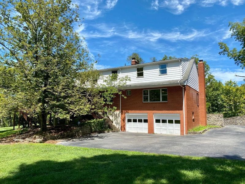 8525 Camargo Road, Indian Hill, OH 45243 Photo 40