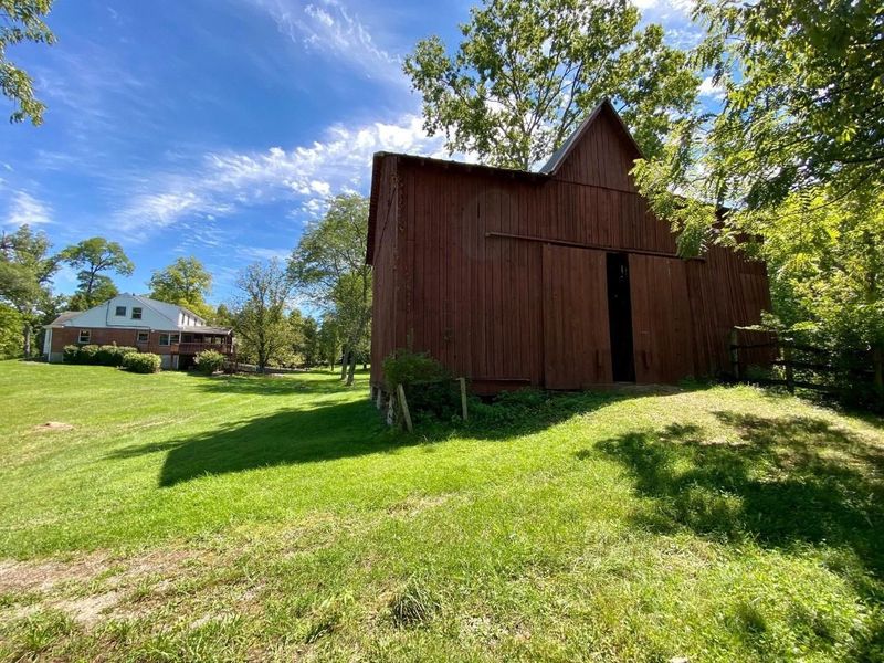 8525 Camargo Road, Indian Hill, OH 45243 Photo 43