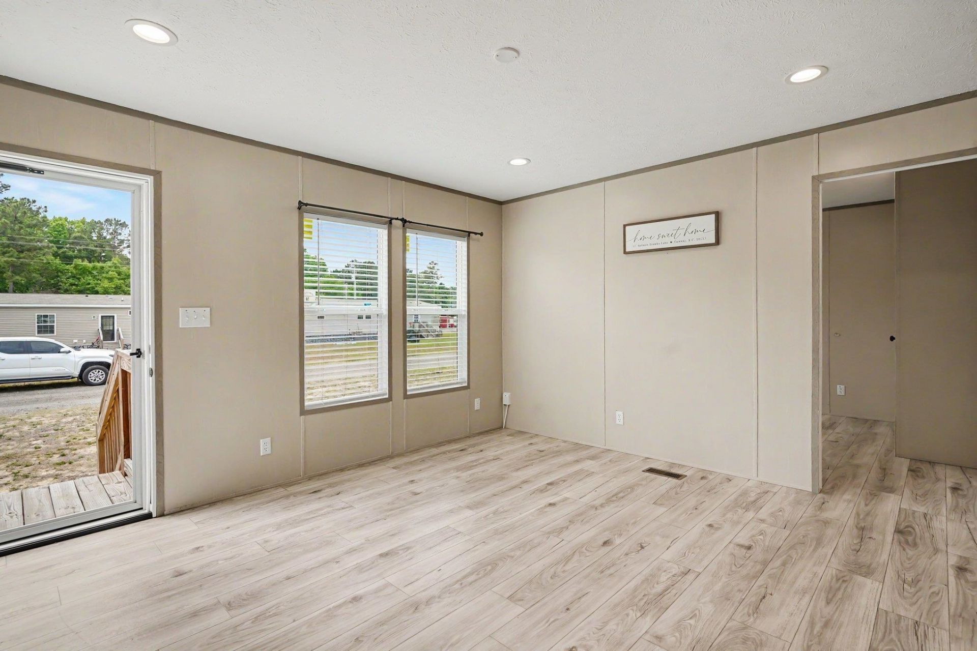 117 Melanie Brooke Ln. Photo 5