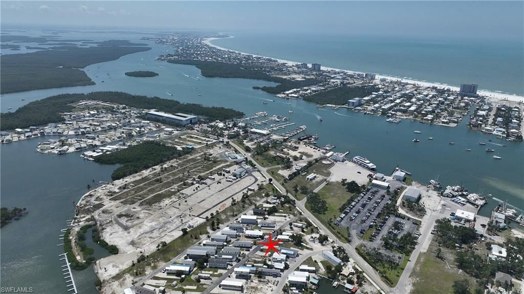 8 Helen Ln, Fort Myers Beach, FL 33931 Photo