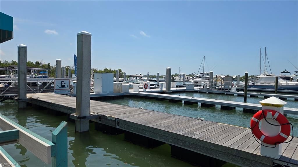 8 Helen Ln, Fort Myers Beach, FL 33931 Photo