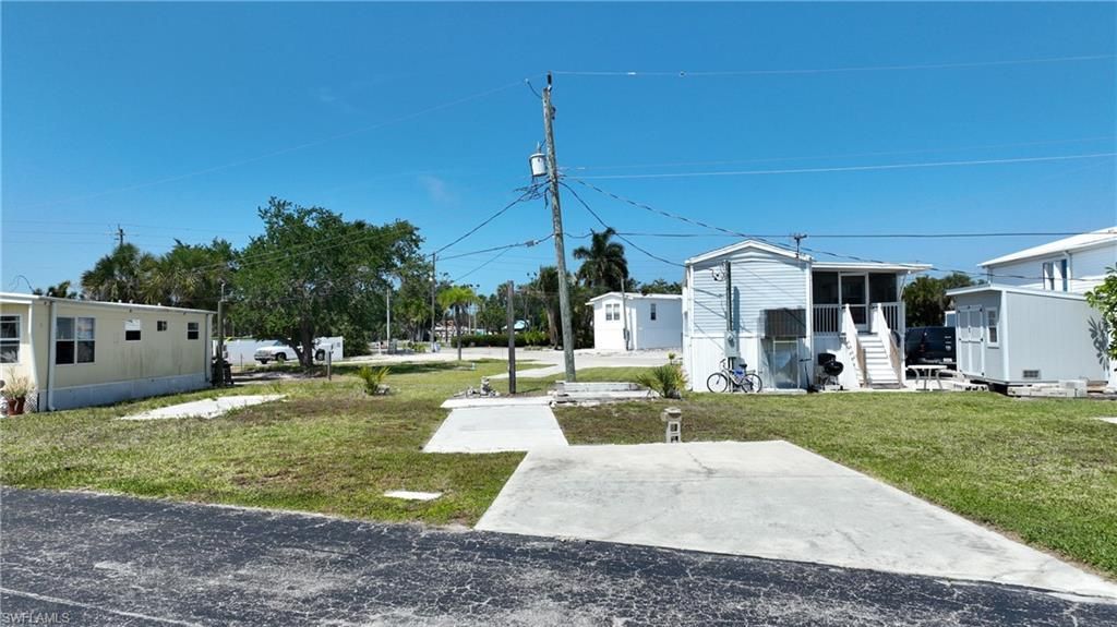 8 Helen Ln, Fort Myers Beach, FL 33931 Photo