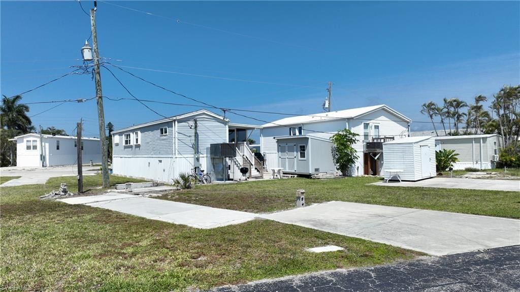 8 Helen Ln, Fort Myers Beach, FL 33931 Photo