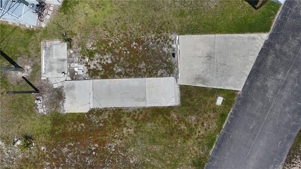 8 Helen Ln, Fort Myers Beach, FL 33931 Photo