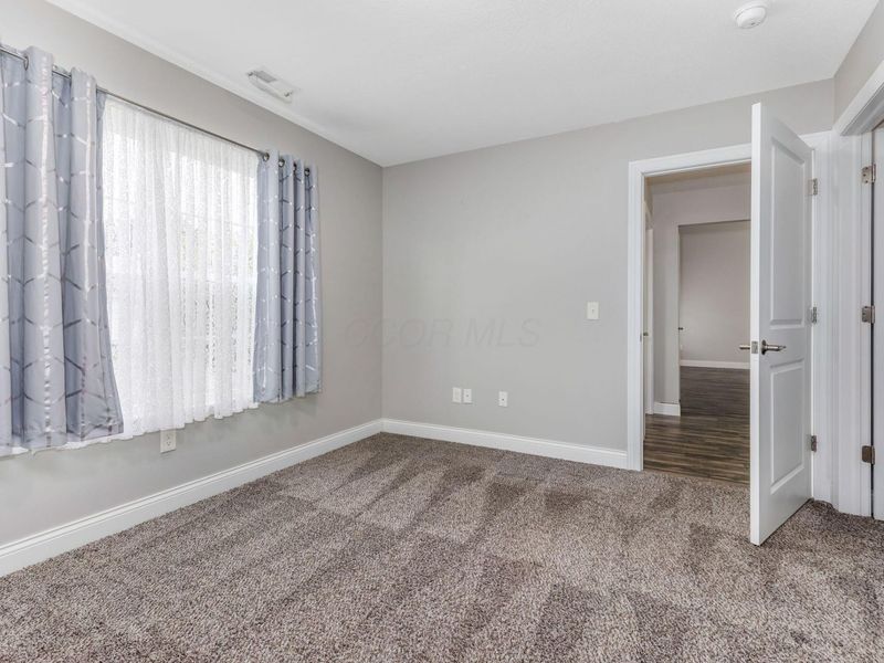 802 Cumberland Meadows Circle, Hebron, OH 43025 Photo 19