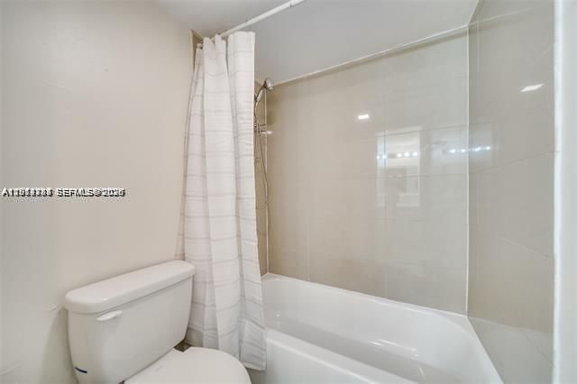 4848 NW 24th Ct, Unit 230, Lauderdale Lakes, FL 33313 Photo