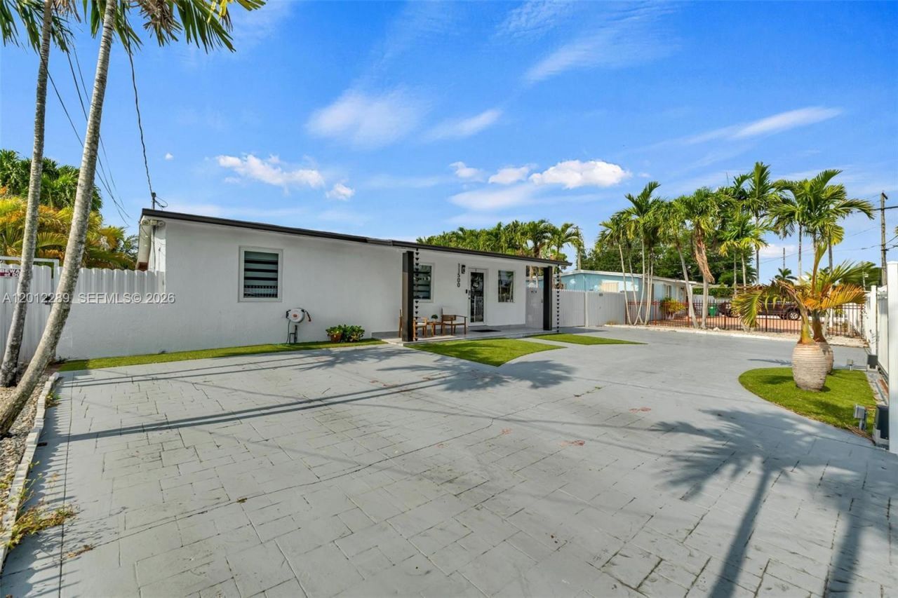 11500 SW 57th Ter, Miami, FL 33173 Photo