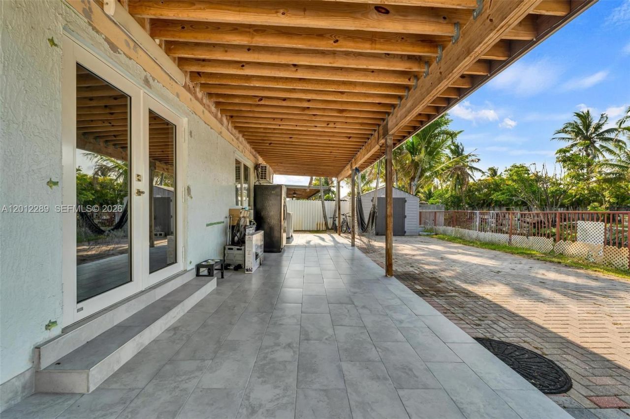 11500 SW 57th Ter, Miami, FL 33173 Photo