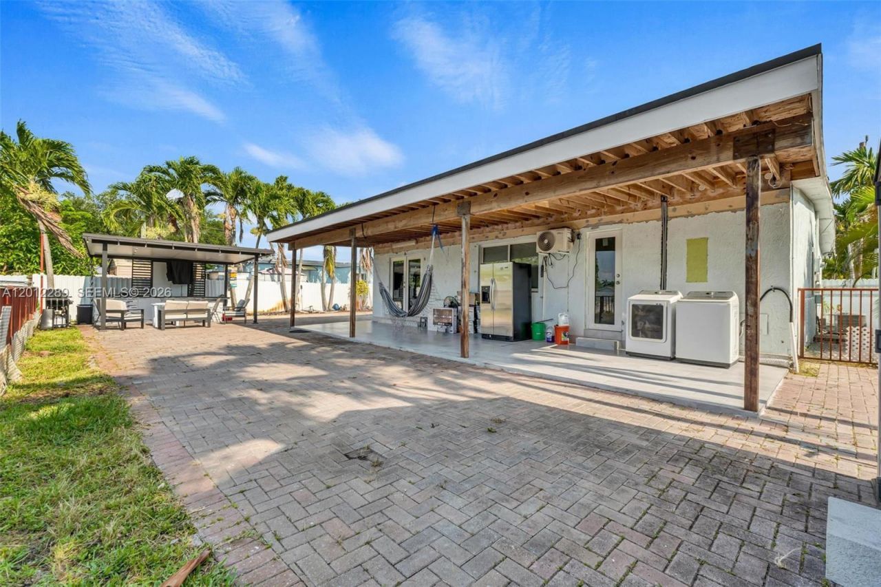11500 SW 57th Ter, Miami, FL 33173 Photo