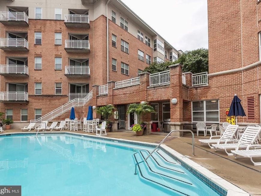 23 Pierside Drive, Unit 321, Baltimore, MD 21230 Main Photo