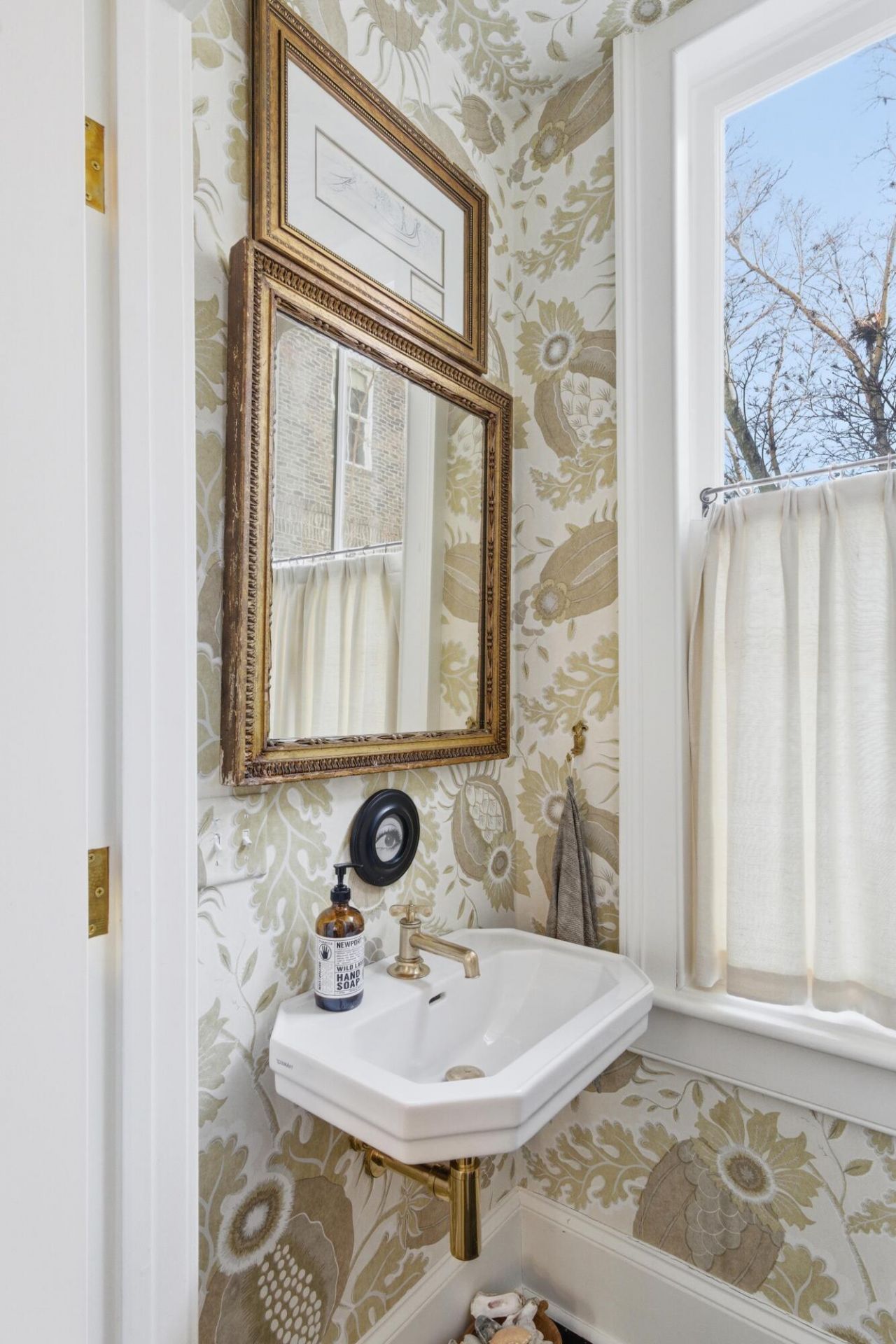 4 Wentworth Street Photo 25