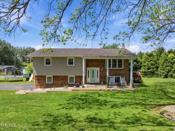 324 Bellehaven Drive, Bristol, VA 24201