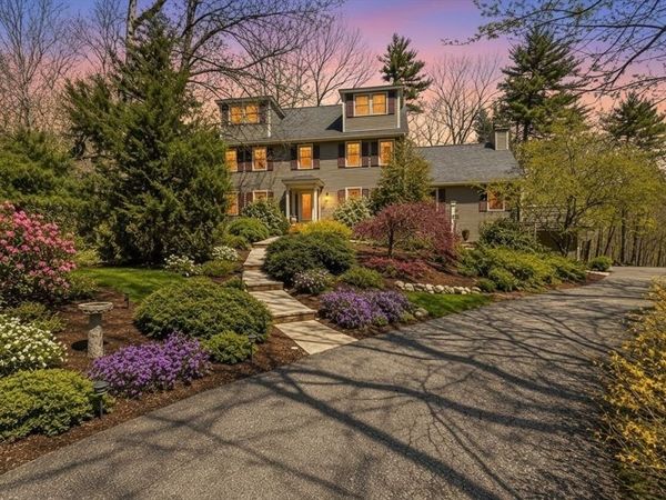 19 Pheasant Lane, Topsfield, MA 01983