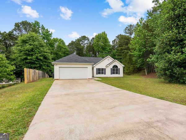 15 Caledon Court, Newnan, GA 30263