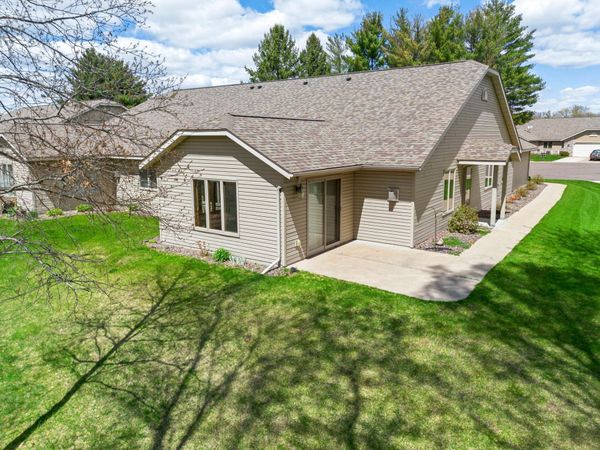 450 Deer Path, Osceola, WI 54020