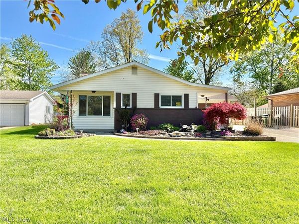 183 E Overlook Drive , Eastlake, OH 44095